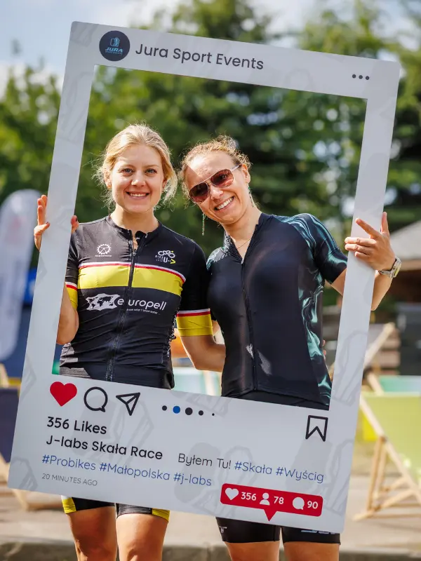 Zdjęcie z miasteczka wyścigu - jura sport events